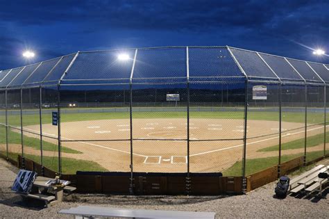 Beacon athletics - Adult Baseball (90’ bases, 95’ radius arc) 170’ x 170’ tarp. Softball (60’ bases, 60’ radius arc) 110’ x 110’ tarp. A one-piece full infield tarp will be the most efficient and effective tarp to use – especially in a gusty thunderstorm. Two-piece tarps will require aligning and either overlapping or affixing the two pieces.